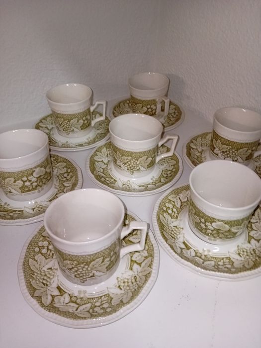 Conjunto de 7 chávenas de chá loiça Inglesa