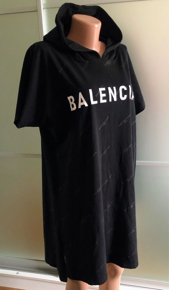 Сукня футболка з капюшоном BALENCIAGA  XXL підійде на L-XL