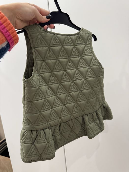 Жилетка безрукавка 2-3 роки 92-98 розмір