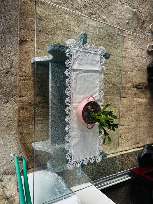 Mesa de centro de mármore