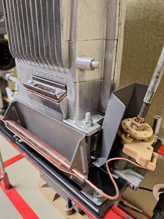 Truma Trumatic SL3002 CZYTAJ OPIS piecyk 50 mbar piec ogrzewanie