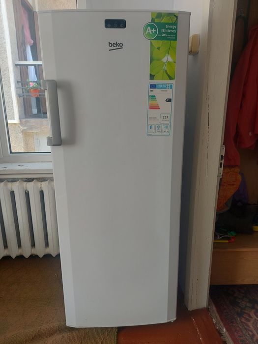 Морозильна камера Beko
