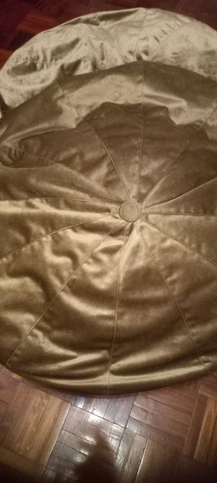 2 puffs castanho dourado