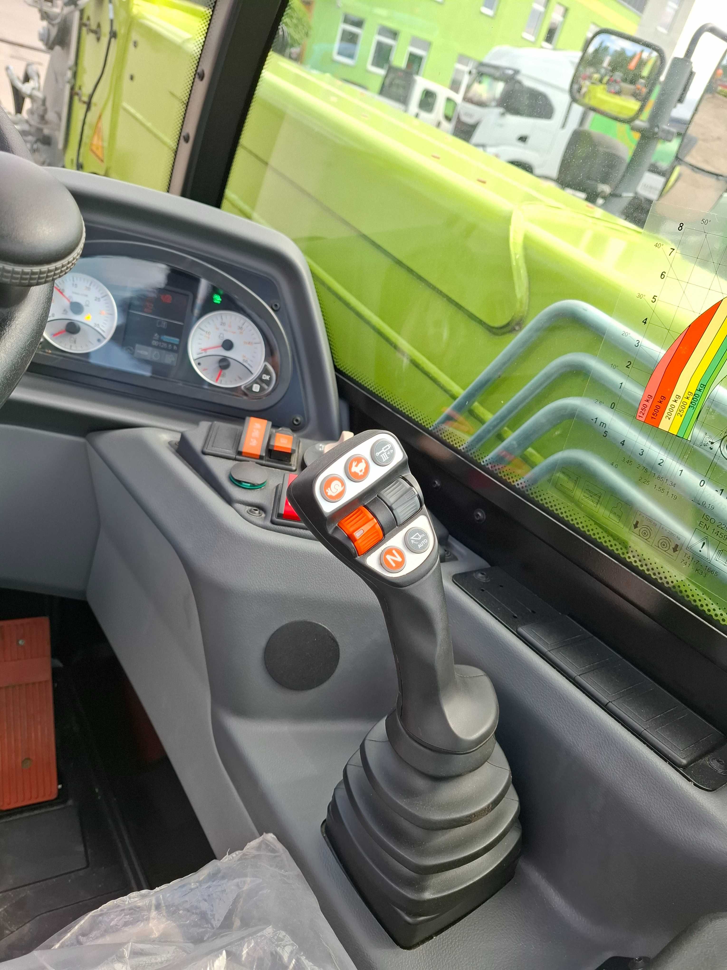 Ładowarka teleskopowa CLAAS SCORPION 741