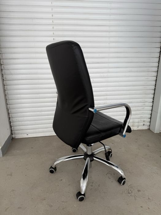 Стілець офісний Bruno HR Anyfix