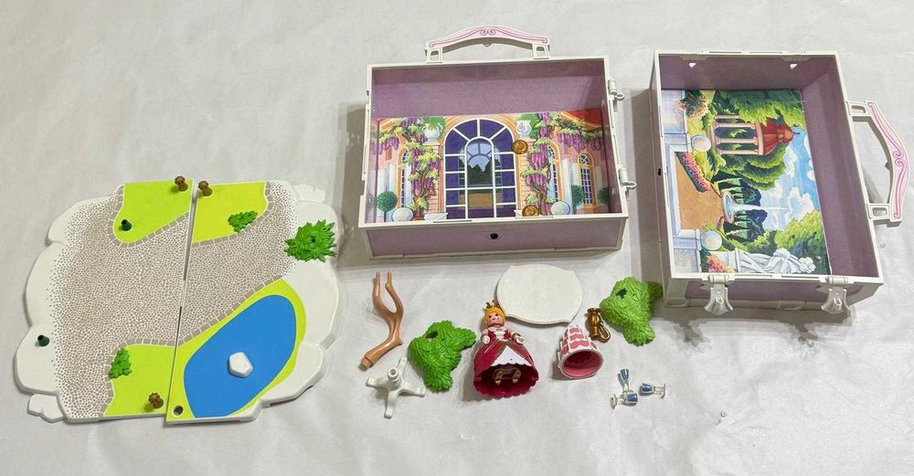 Mala Playmobil Palácio/Jardim com Boneca e Acessórios