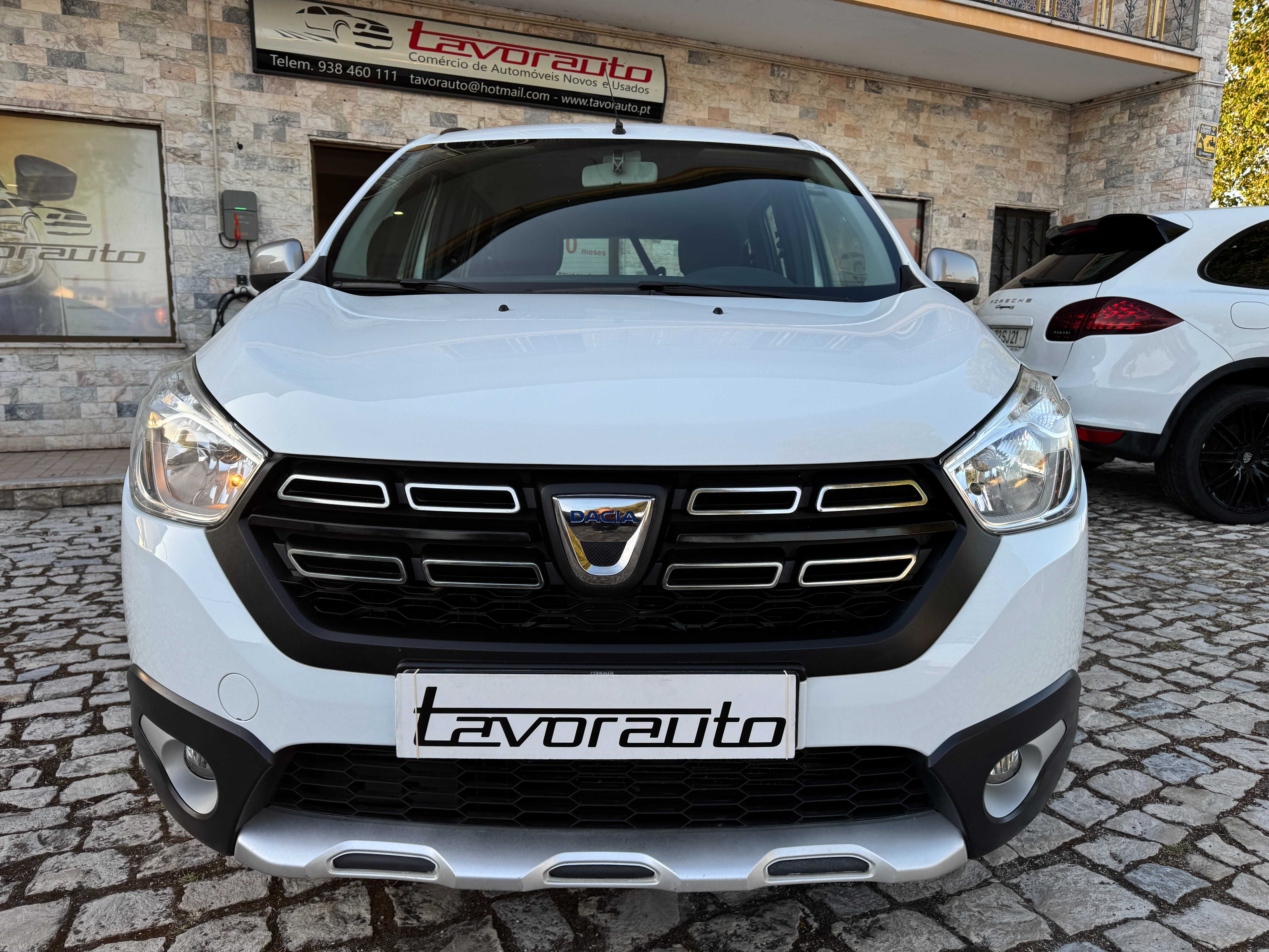Dacia Lodgy 1.5 Blue dCi Stepway 7L