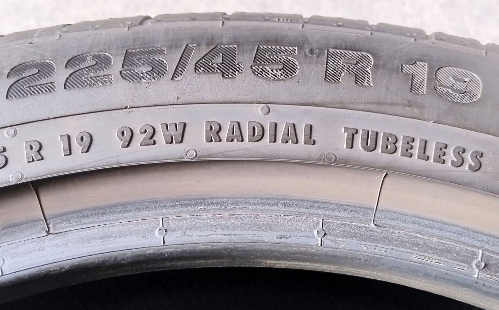 Шини літні R19 225/45 Continental Sport Contact 5