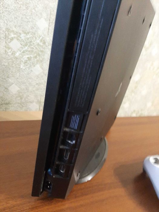 Play Station 4 slim 500гб