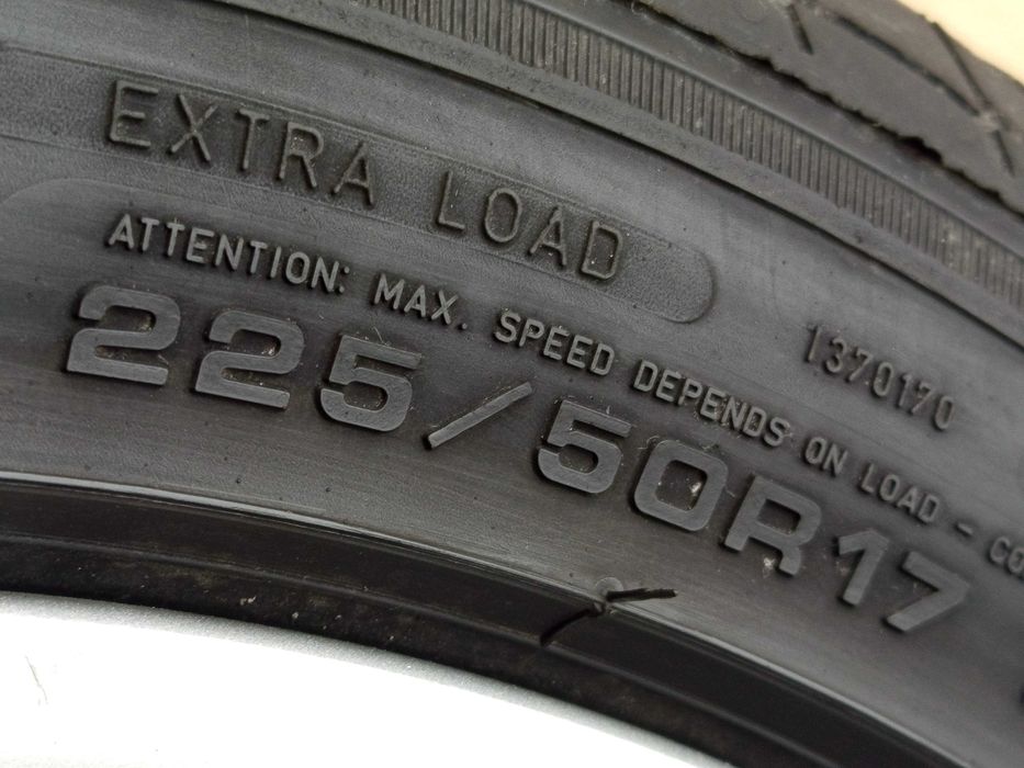 Felgi koła VW z oponami zimowymi 225/50 R17 Eskimo Hp 2