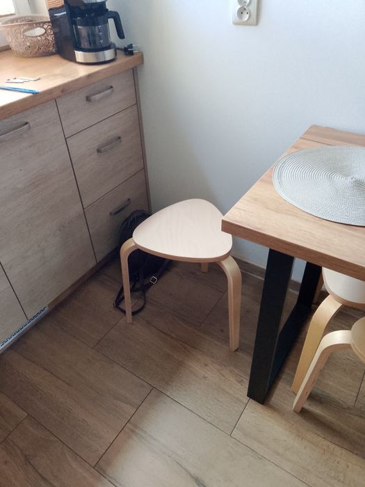 Sprzedam stół loft na metalowych nogach 90/60