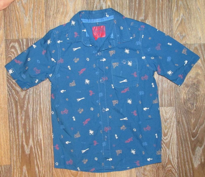 Продам моднячую рубашку фирмы TU/ Next на возраст 3-4 года