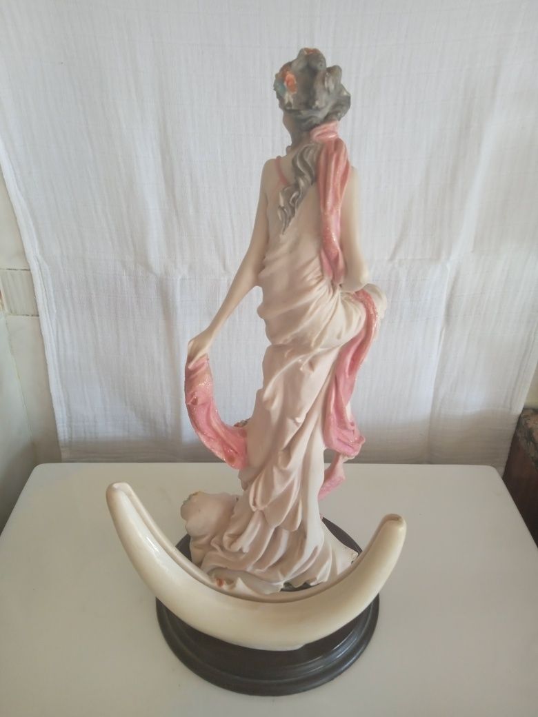 Estatueta  vintage 42cm