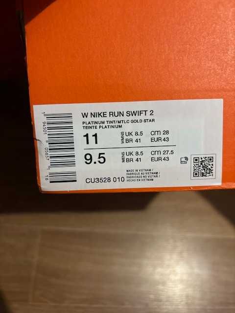 Кросівки  Nike (43 р.)