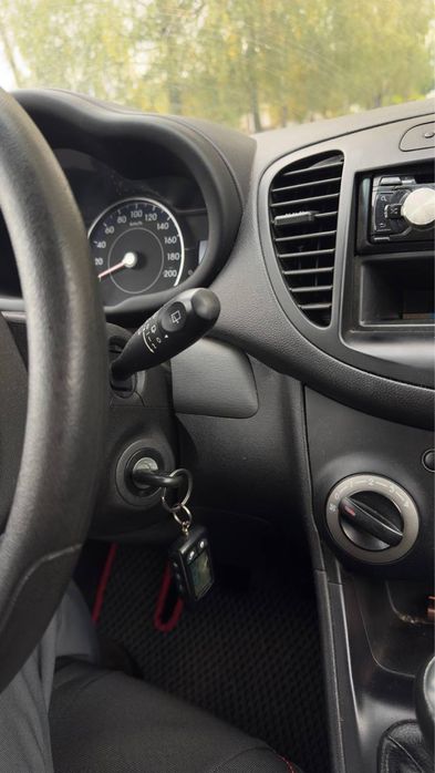 Продам Hyundai i10