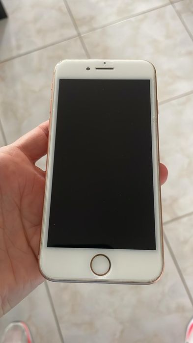 Iphone 8 muito bom estado