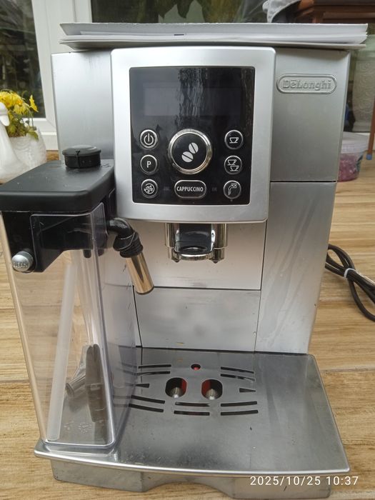 Кавоварка Delonghi