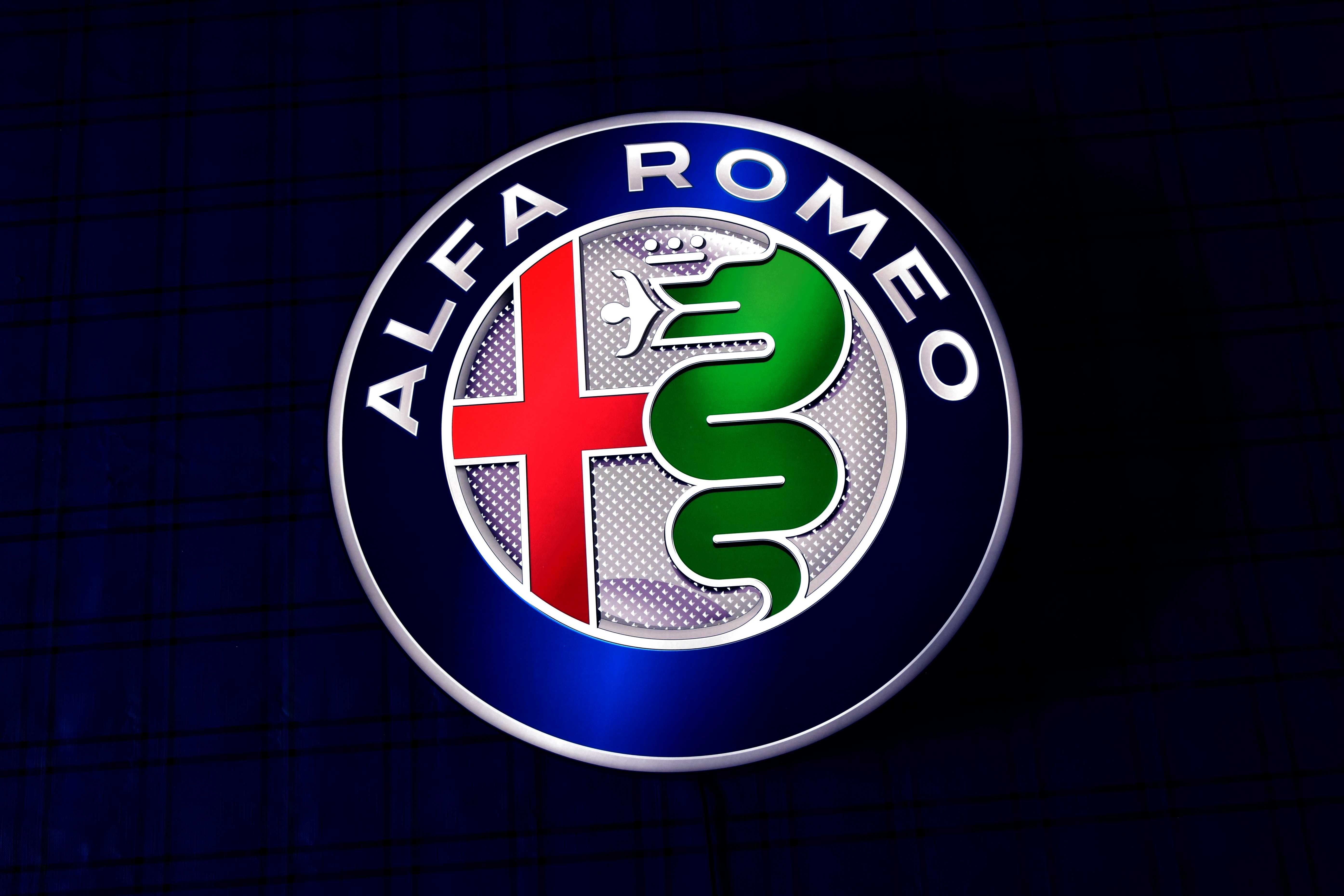 Podświetlane Logo Alfa Romeo, Znaczek 3D, Neon, Reklama LED, Baner, 3D
