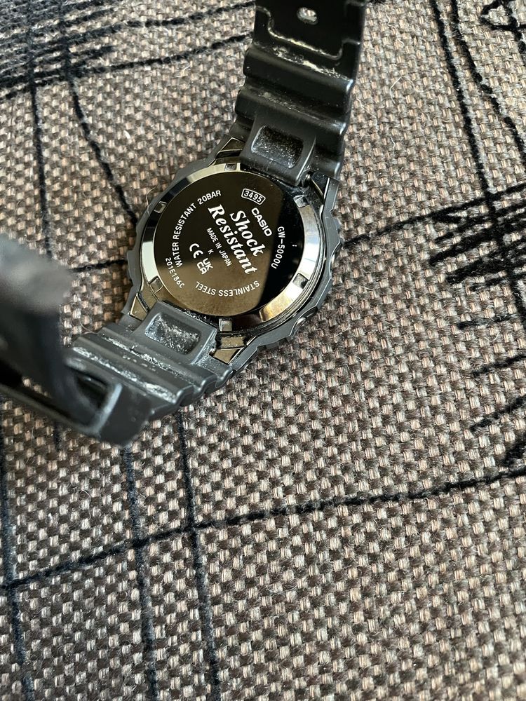 Sprzedam Casio GW-5000U