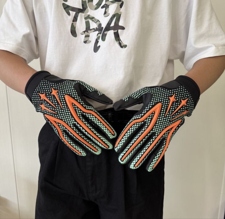 Nike X NOCTA L’Art gloves