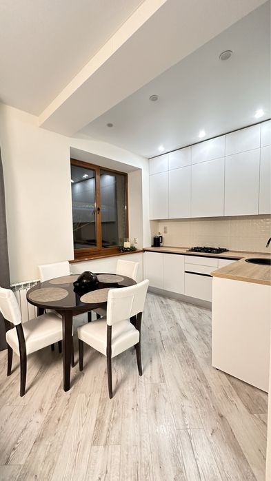 Посуточный Люкс Запорожье , центр города .