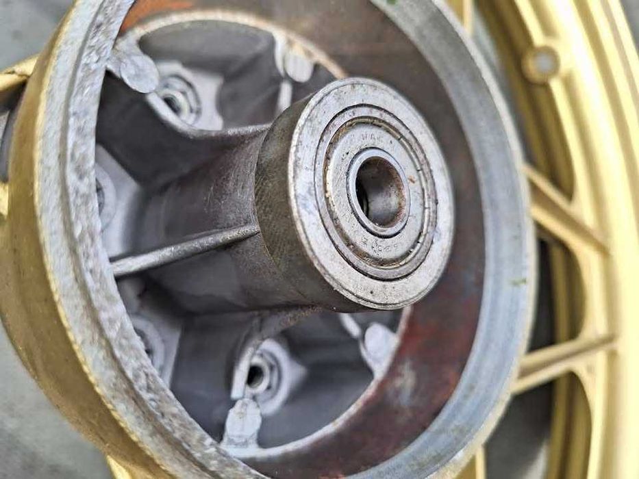 Jante trás Casal Boss.
Nova Stock Antigo.
Para venda!!