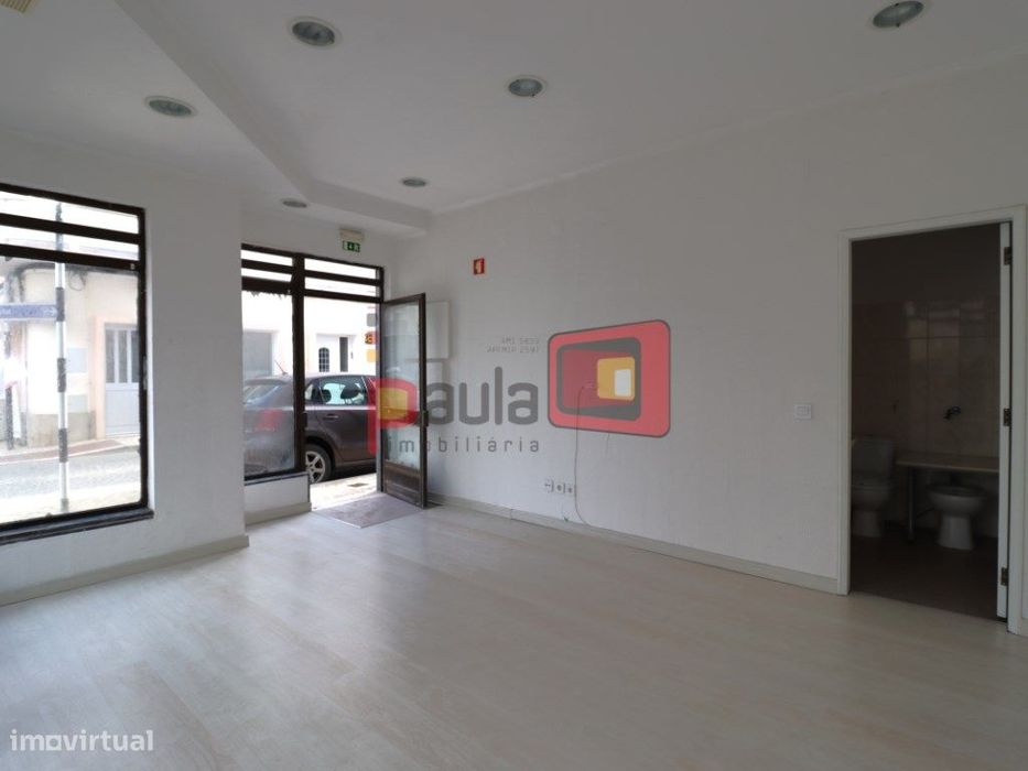 Loja Para Arrendar Montijo - Centro