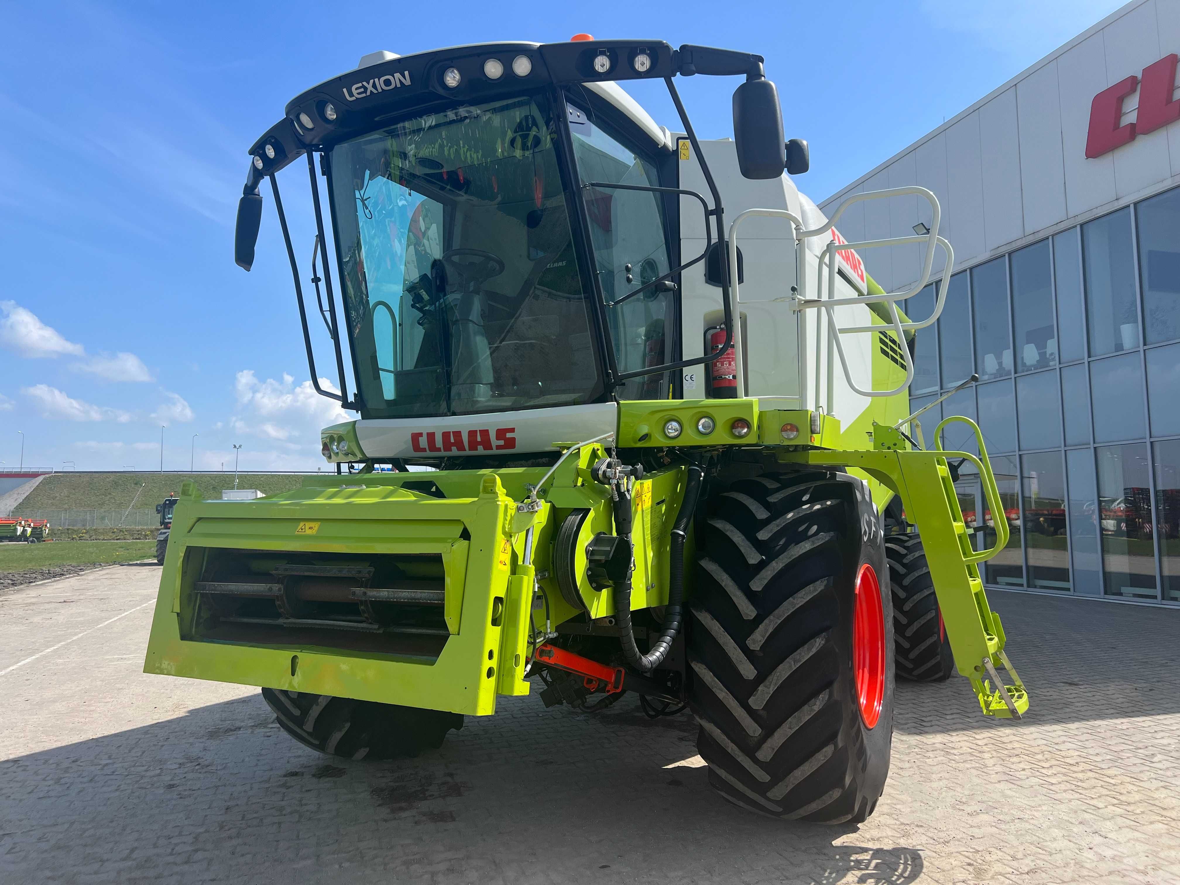 Комбайн Claas Lexion 670 Montana