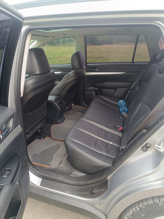 Продам автомобіль Subaru legacy outback
