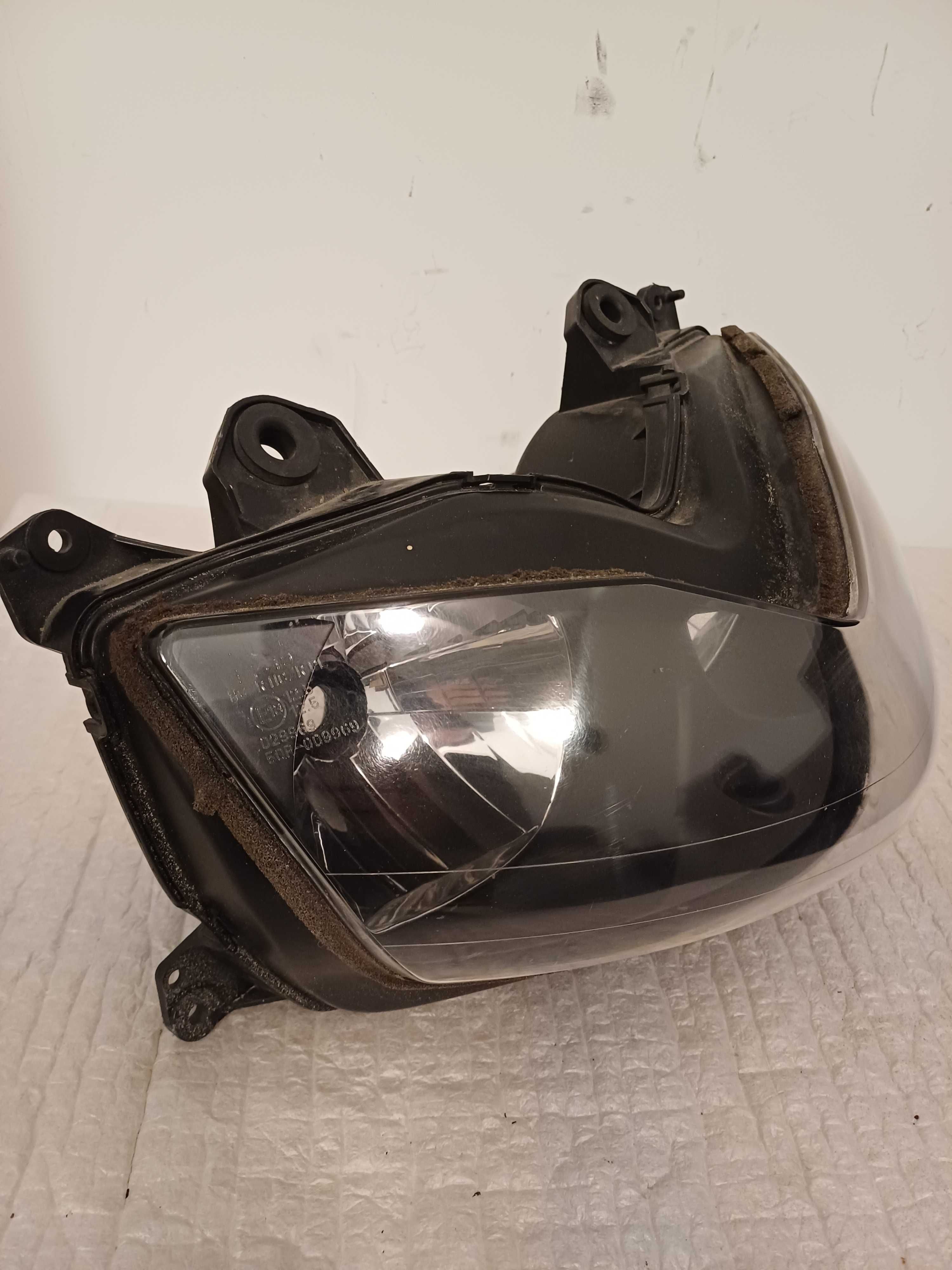 Reflektor Kawasaki ZRX 1200 Lampa