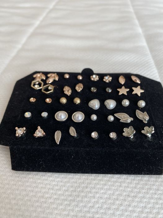 Zestaw 20 par kolczyków Pierre Cardin oryginalne biżuteria kolczyki