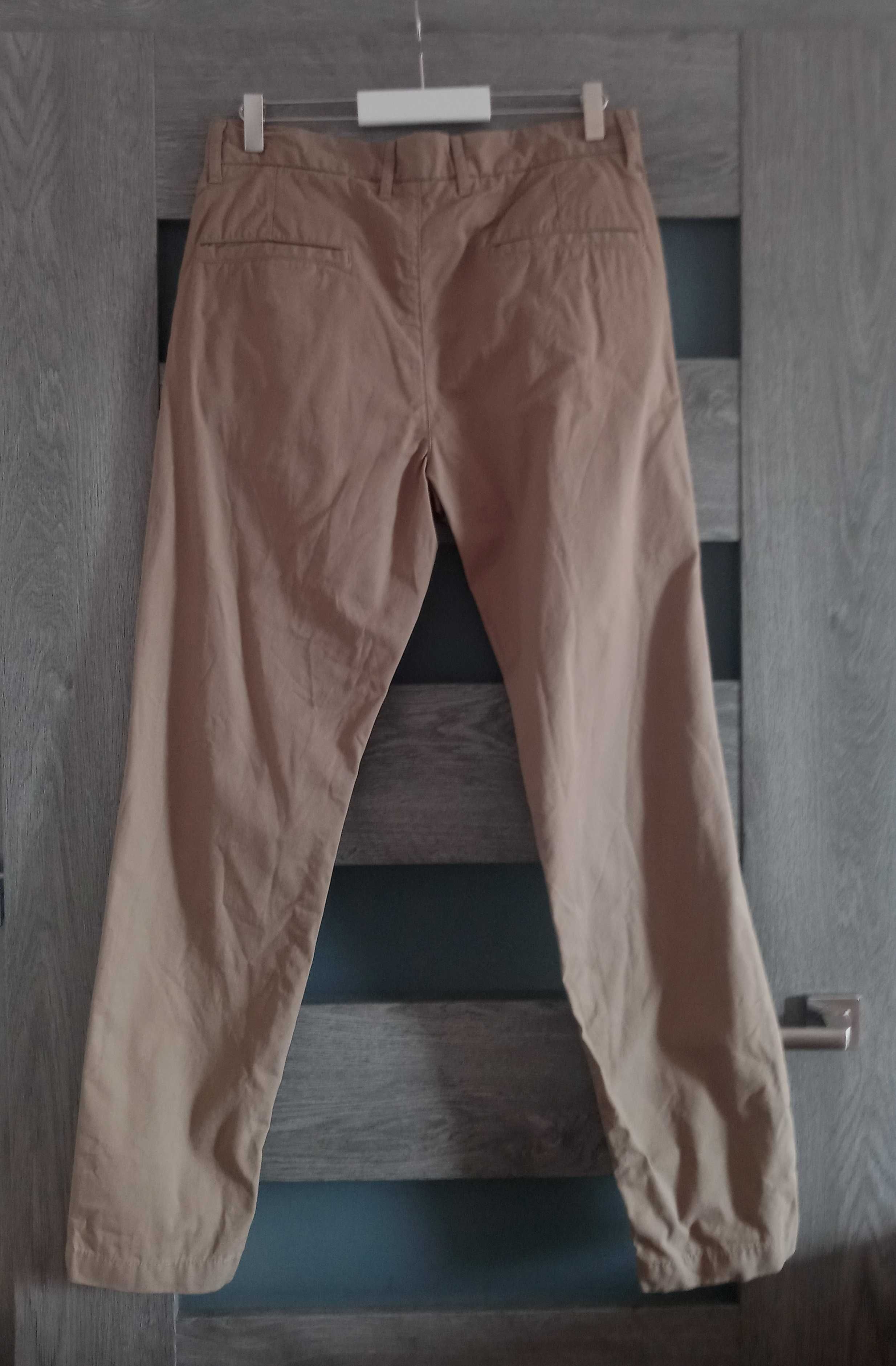 H&M L.O.G.G. beżowe spodnie chinosy camel slim fit 32