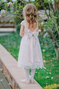 Платье нарядное на девочку 5-6лет Suzie