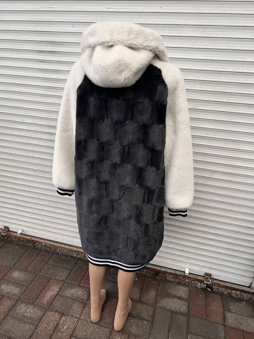 Жіноча шуба з еко-хутра  б/у . Розмір 46-48