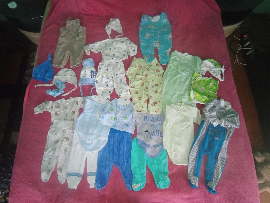 Дитячі речі до року