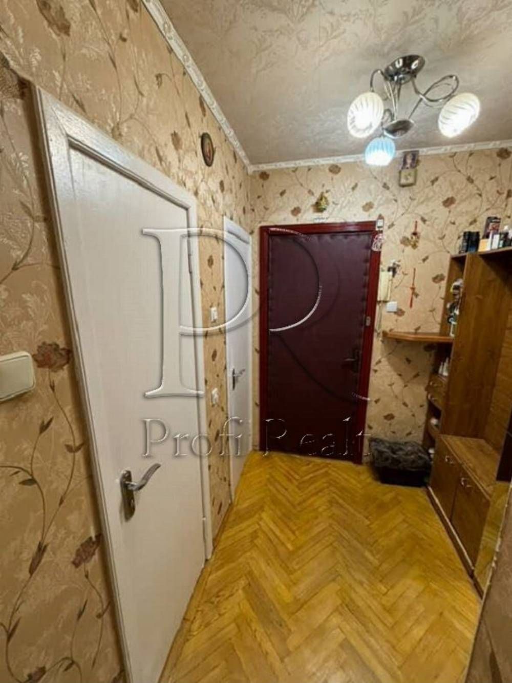 Продаж 1 кімн. квартири за адресою Харківське шосе 67А/Нова Дарниця/