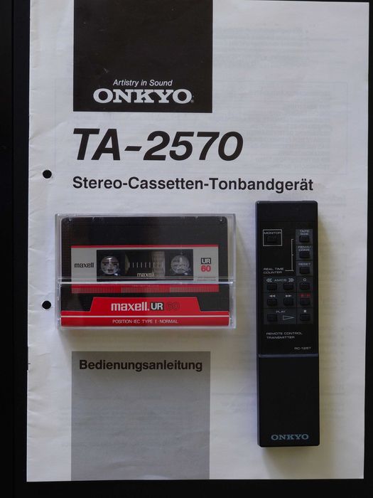 Onkyo Integra TA 2570 Dolby B/C, HX Pro, MPX z pilotem do tego modelu.