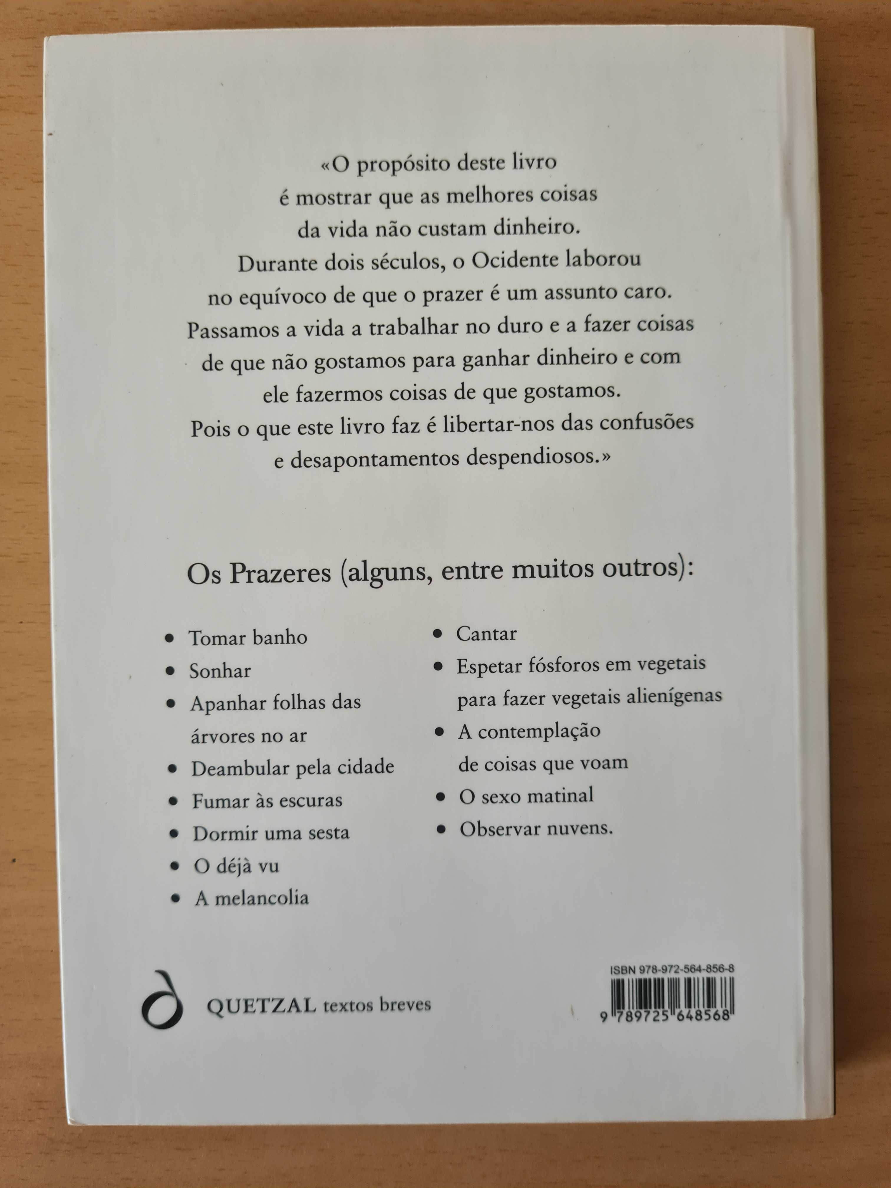 "O Livro dos Prazeres Inúteis" de Tom Hodgkinson e Dan Kieran