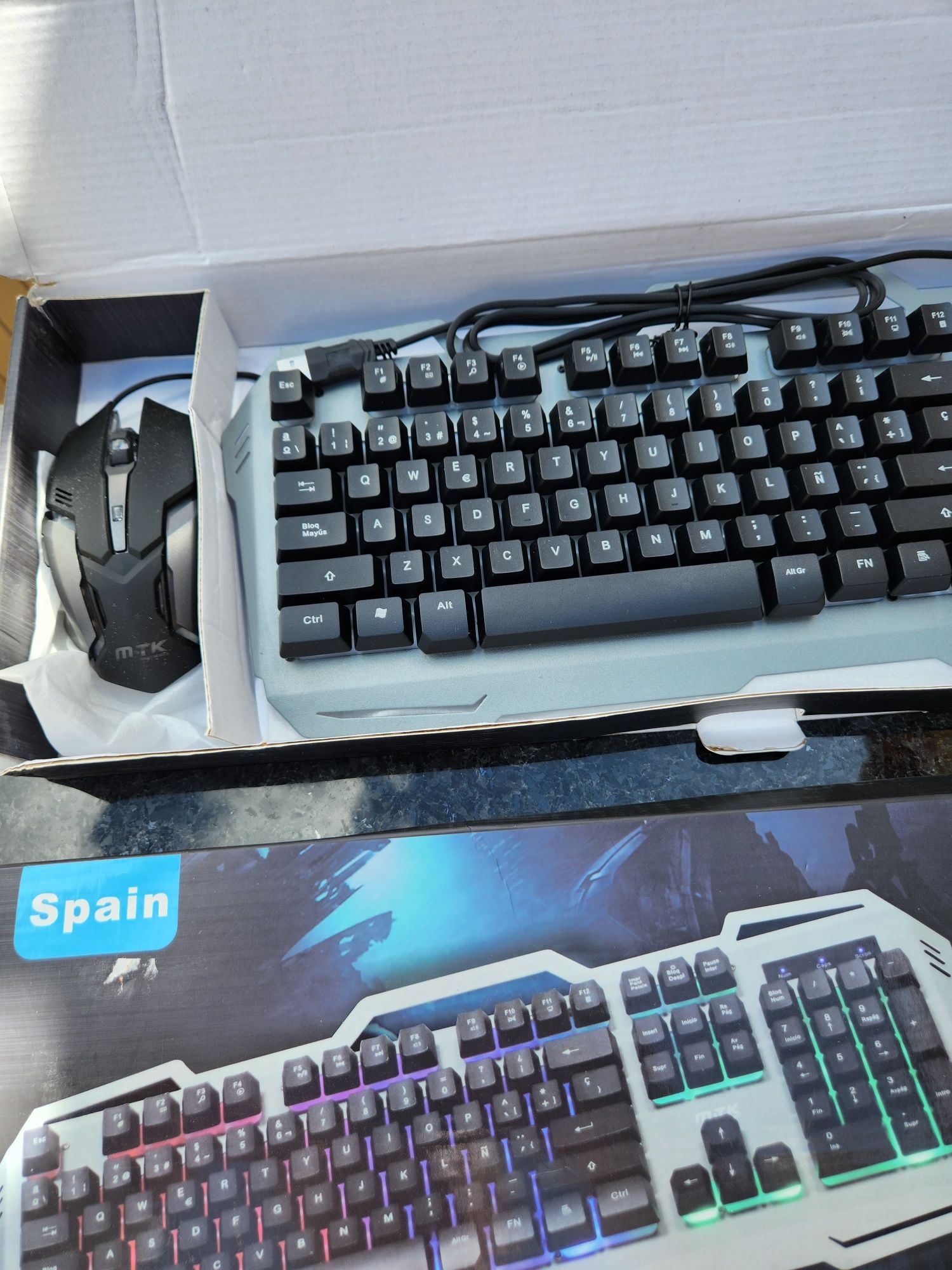 Teclados com rato gaming