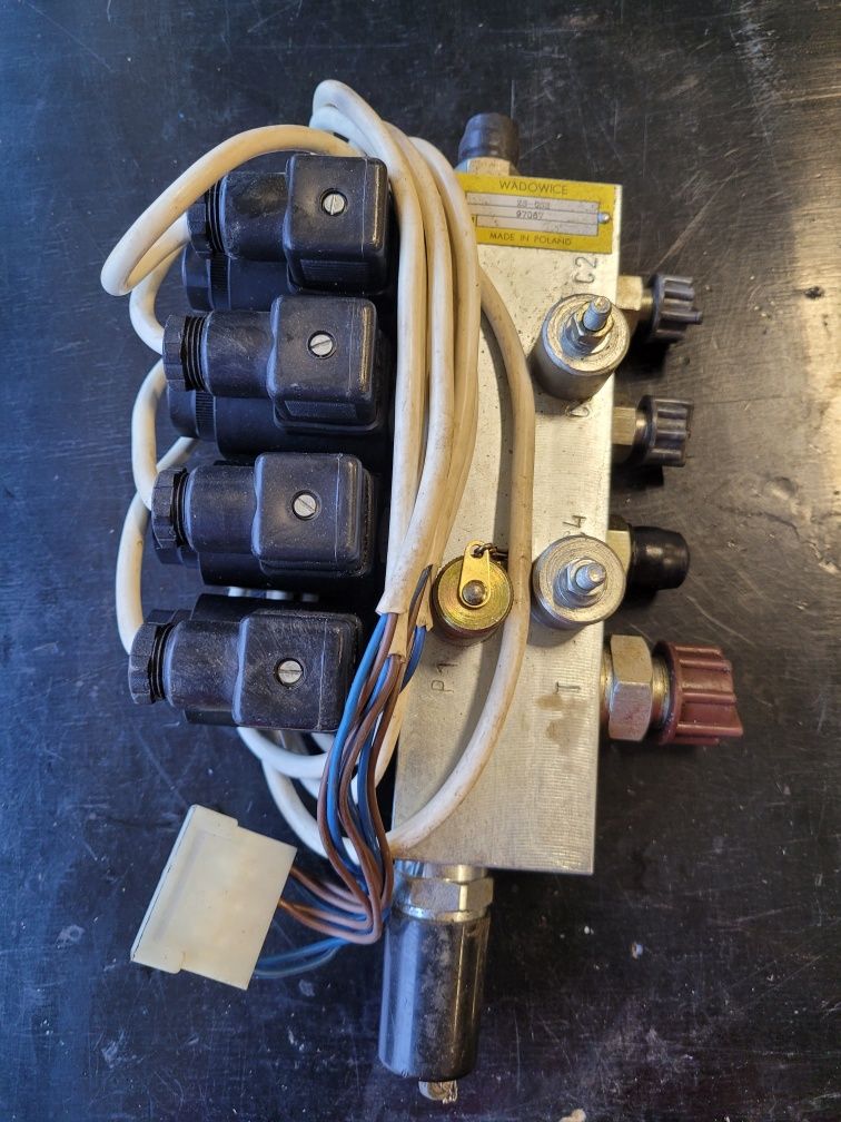 Rozdzielacze rozdzielacz BIZON BS 5110 Z110 SAMPO DYNAMIC