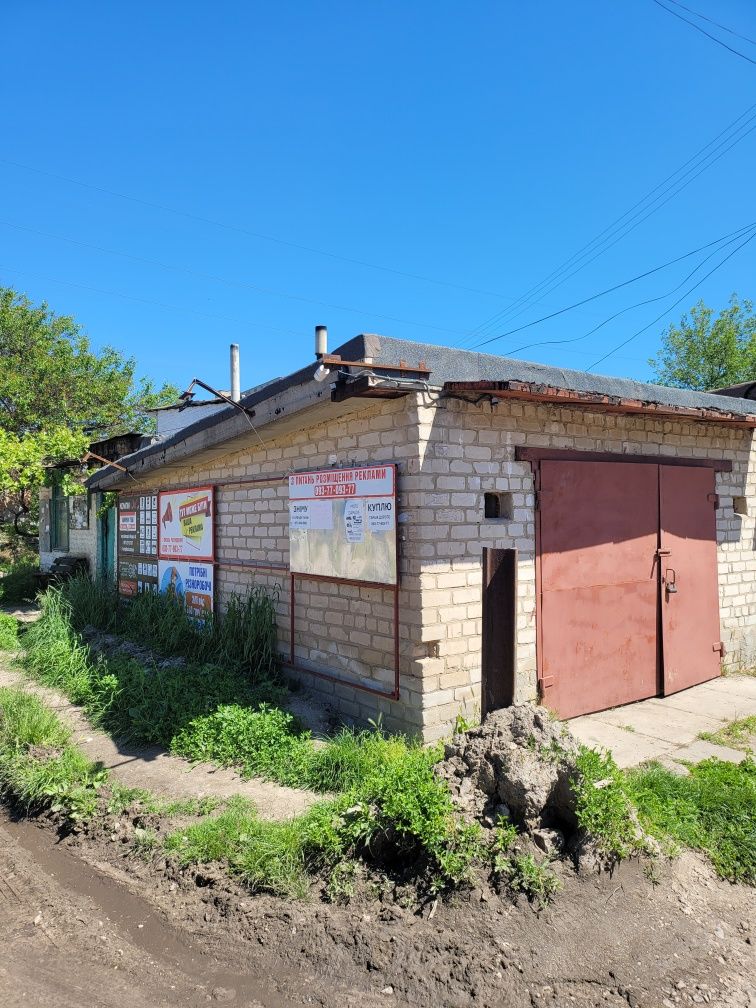 РОЗСТРОЧКА, Гараж в ГК 9а , 1 ряд перший гараж, для бізнесу