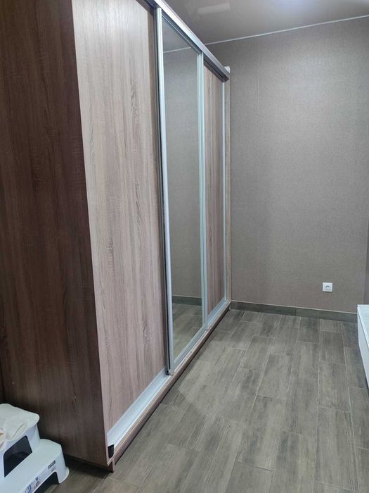 Продаж будинку з новим ремонтом. На 9 сотках землі. По вигідній ціні