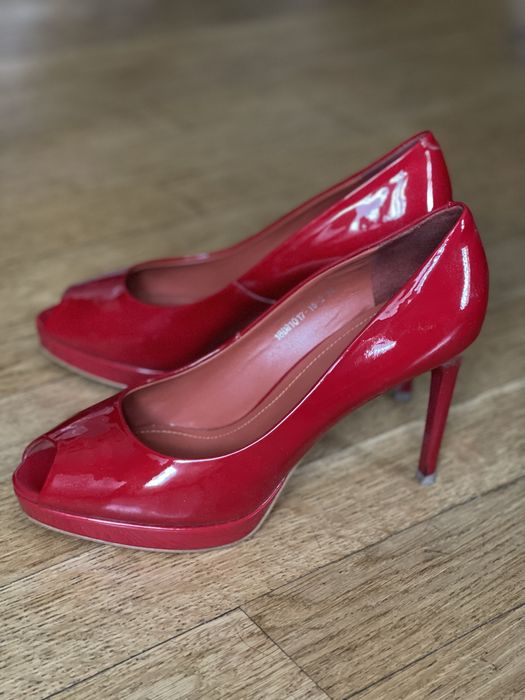 Туфли  Vitto Rossi 39 р.