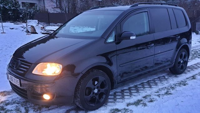 Volkswagen Touran Bezwypadkowy, Ładny, Zadbany, Bogate Wypos.