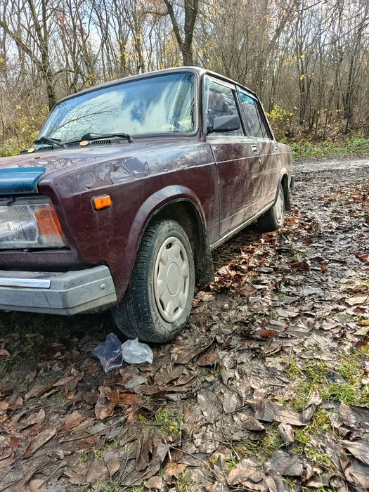 Продам ВАЗ 2107 інжектор срочно