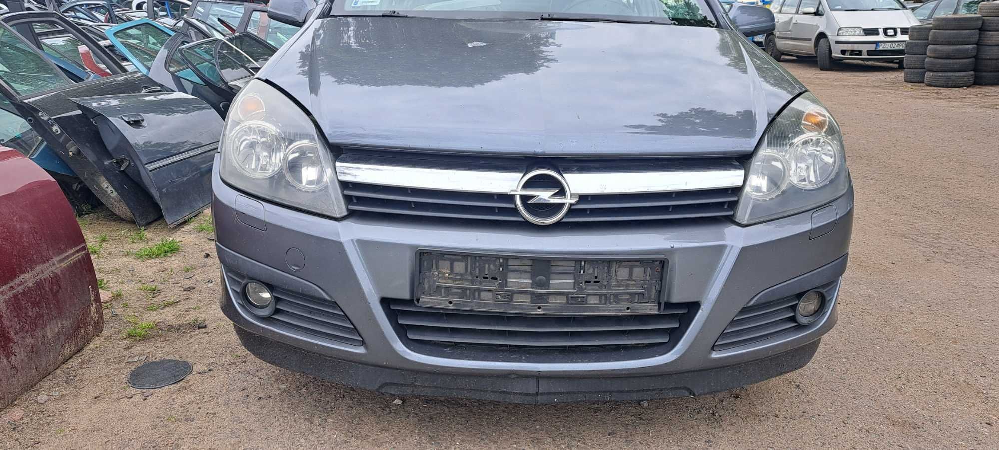 Belka pod zderzak przedni Opel Astra H