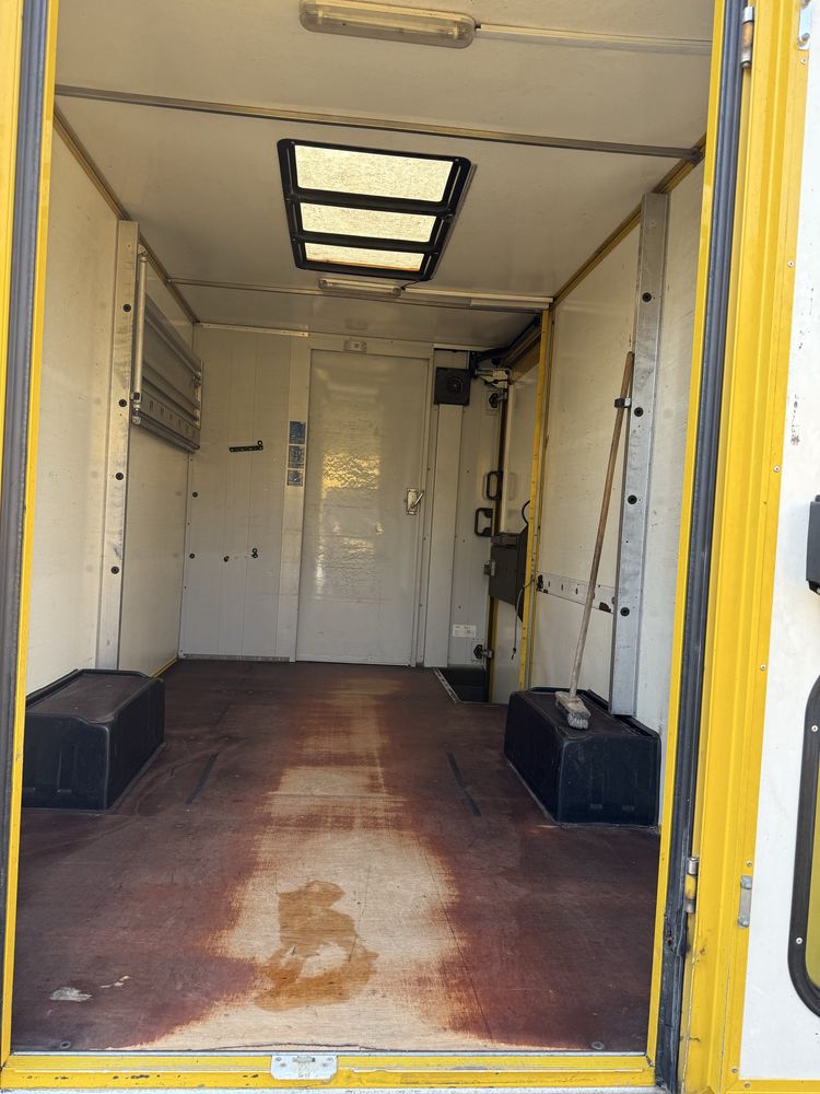 Mercedes 308 cdi,Poczta,Foodtruck