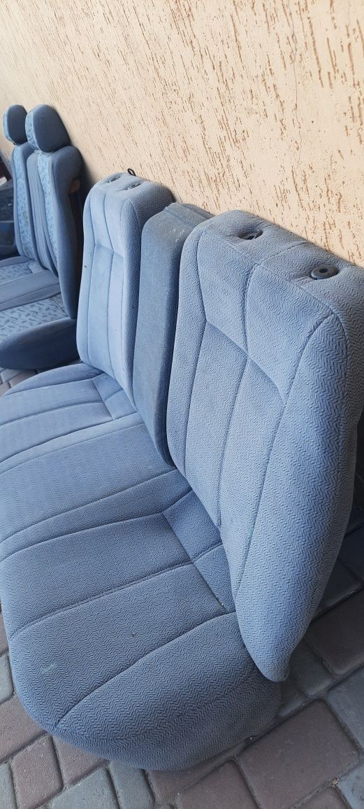 Задние сидения диван ВАЗ 2110 2111 2112 500 грн комплект