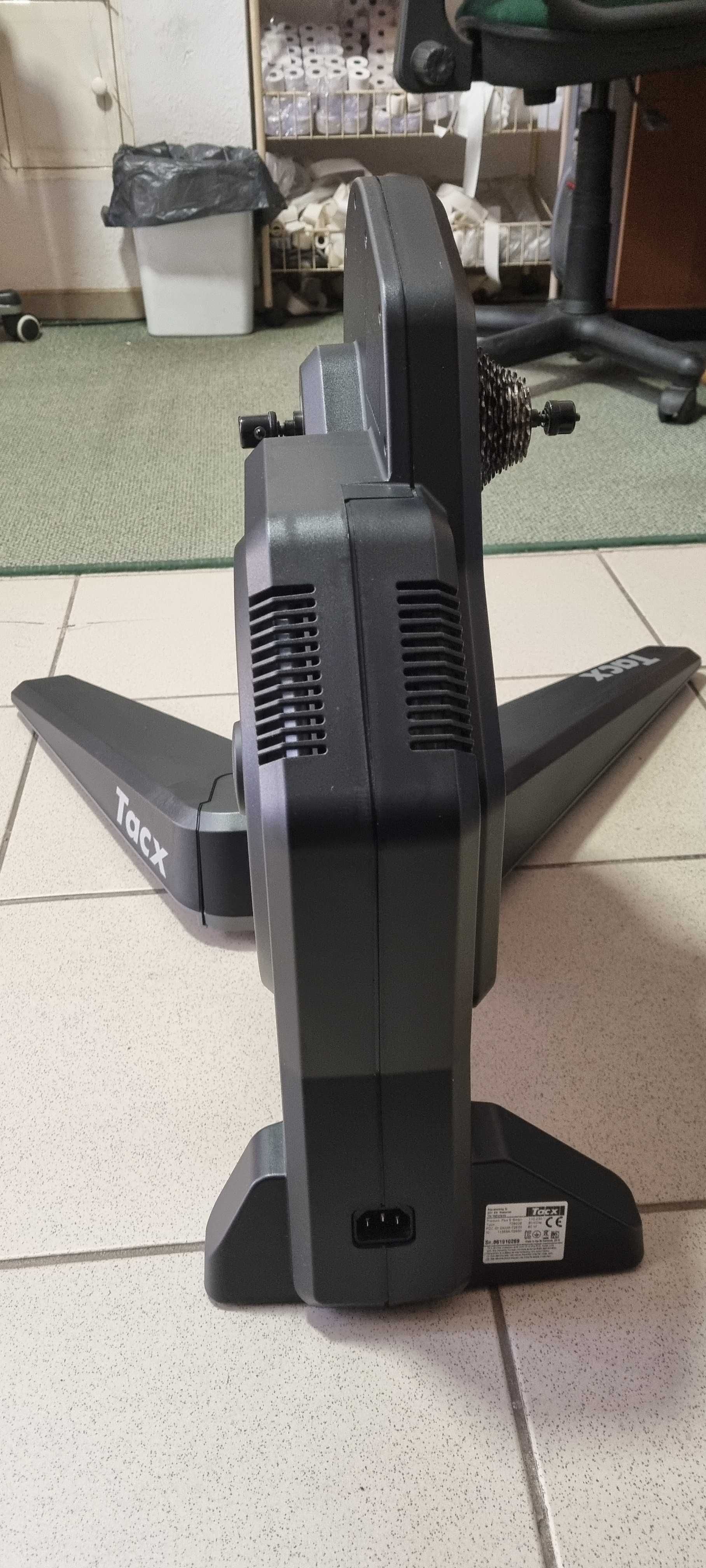 Trenażer rowerowy Tacx Flux S