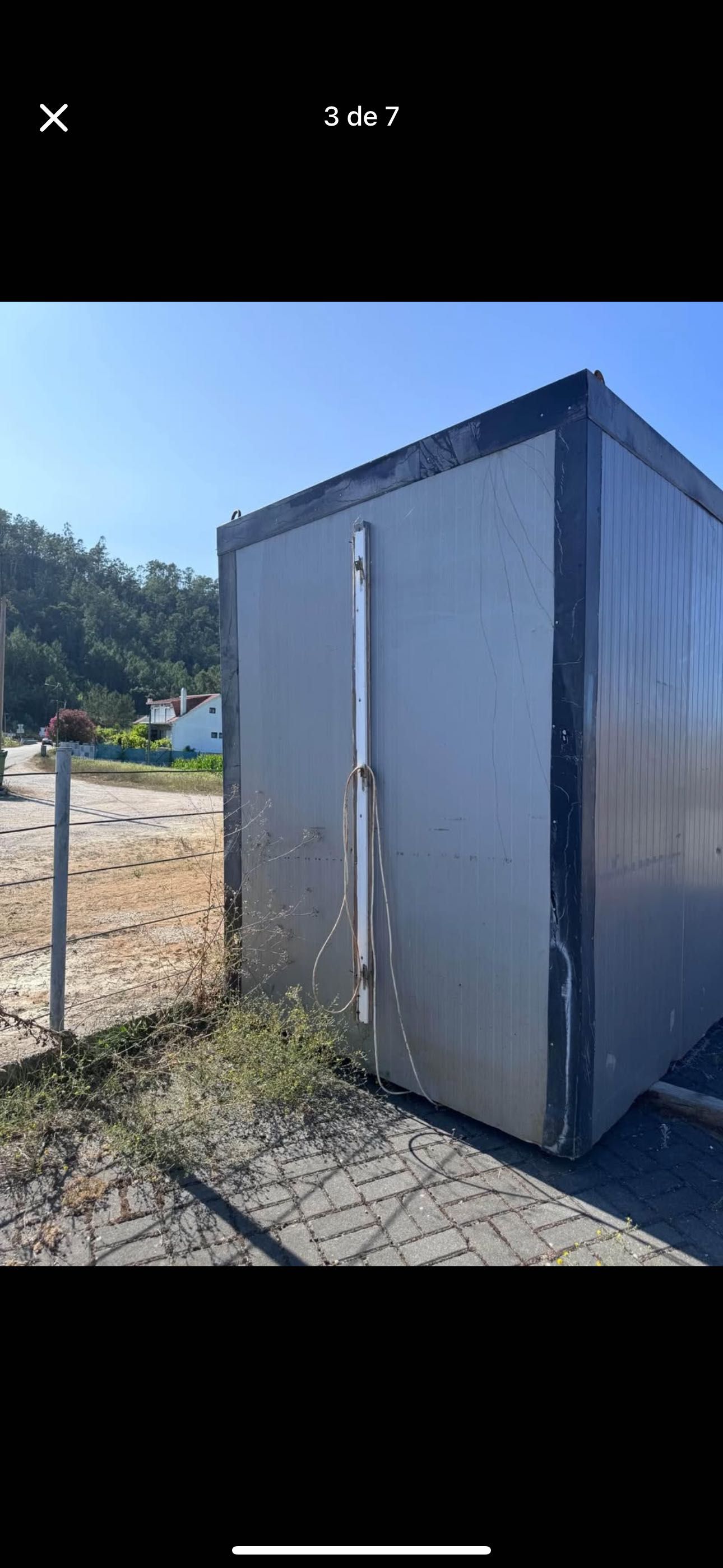 Contentor de escritório electrificado
